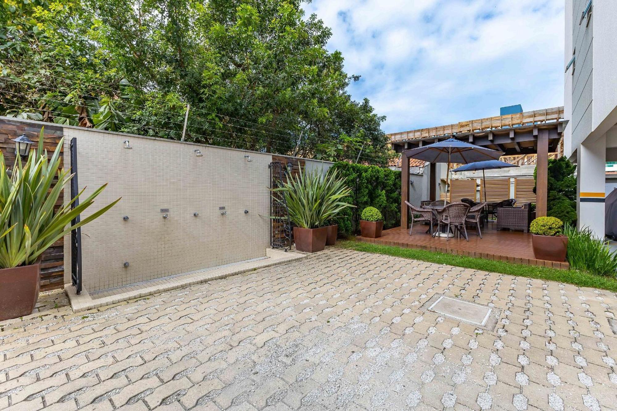 Aconchegante Em Com Piscina